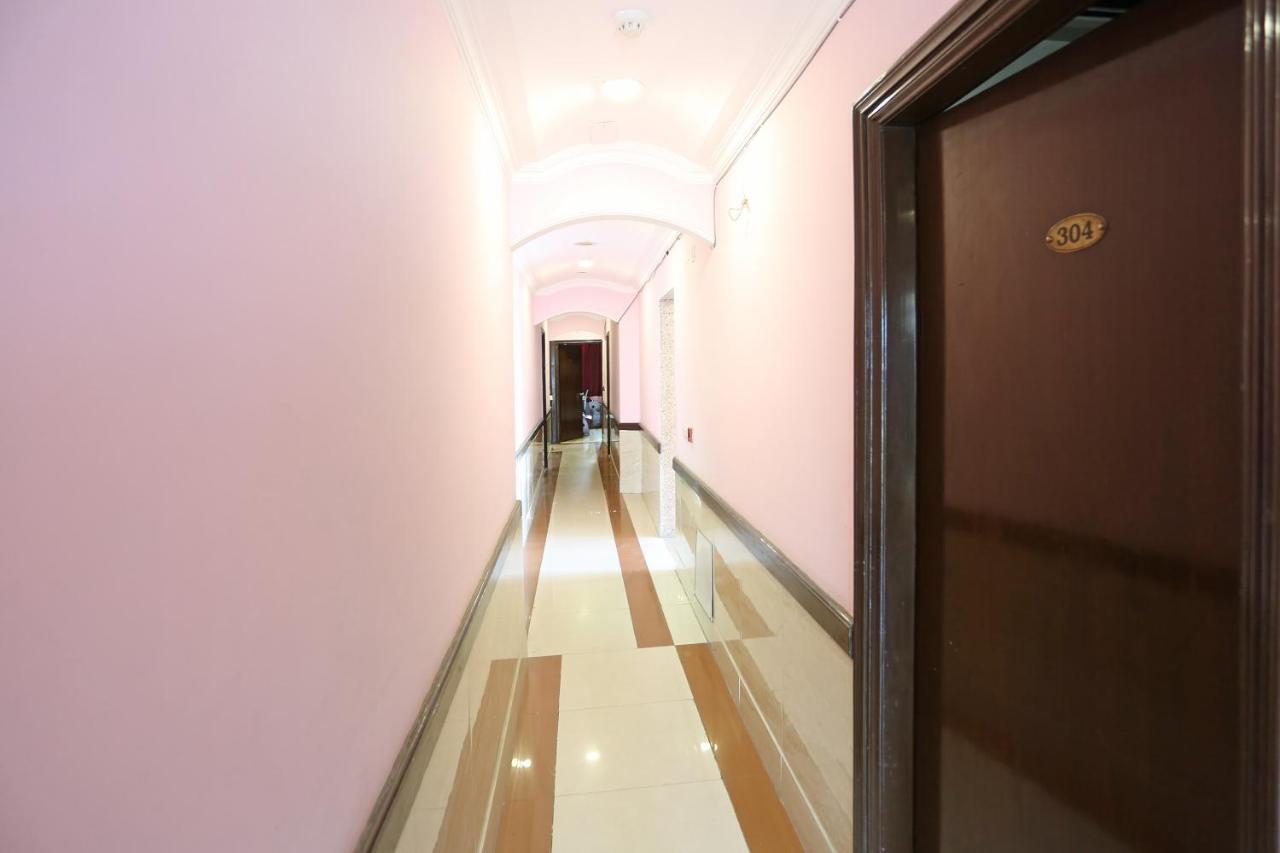 Capital O 5331 Zara Grand นิวเดลี ภายนอก รูปภาพ